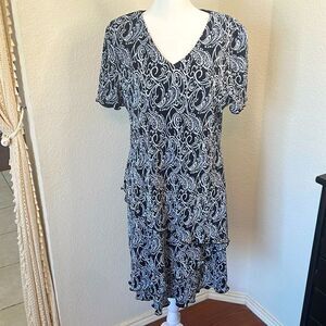 Connected Apparel Short Sleeve Multi-Layered Dress ~ Size 14